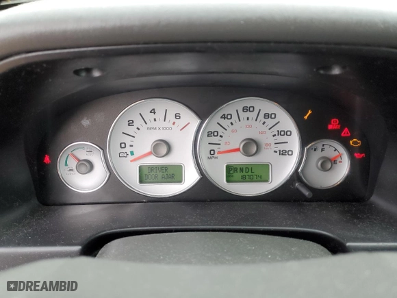 2005 Ford Escape Hybrid with VIN 1FMCU95HX5KC07541, listed as a Copart auction lot 84209534 with 187,074 mi miles and Clean Title. Bid and sale history available at carsss.com. Image 9.