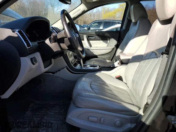2010 GMC Acadia SLT2 with VIN 1GKLVNED2AJ121796, listed as a Copart auction lot 53673825 with 188,101 mi miles and Clean Title. Bid and sale history available at carsss.com. Image 7.