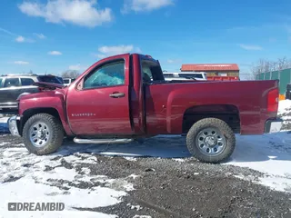 2013 Chevrolet Silverado 1500 Work Truck with VIN 1GCNKPEX2DZ344817, listed as a IAAI auction lot 41581439 with 45,848 mi miles. Bid and sale history available at carsss.com. Image 14.