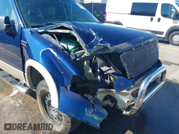 2007 Ford F-150 XLT with VIN 1FTPW14V17FA79940, listed as a IAAI auction lot 41879082 with 228,503 mi miles. Bid and sale history available at carsss.com. Image 6.