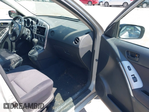 2004 Pontiac Vibe z VIN 5Y2SM64854Z433556, wystawiony jako IAAI lot #42746332 z przebiegiem 161 499 mil mil oraz . Historia ofert i sprzedaży dostępna na DreamBid. Obrazek 5.