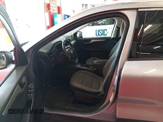 2022 Ford Escape SE with VIN 1FMCU0G6XNUB81597, listed as a IAAI auction lot 42846973 with 59,647 mi miles and . Bid and sale history available at DreamBid. Image 21.