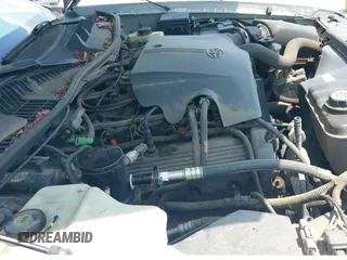 2000 Lincoln Town Car Executive with VIN 1LNHM81WXYY831135, listed as a IAAI auction lot 43035729 with 92,393 mi miles and . Bid and sale history available at DreamBid. Image 12.