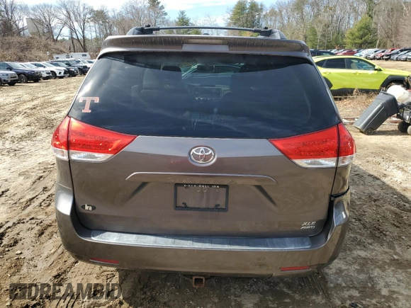 2011 Toyota Sienna XLE with VIN 5TDDK3DC1BS014880, listed as a Copart auction lot 49701135 with 0 mi miles and Clean Title. Bid and sale history available at carsss.com. Image 6.