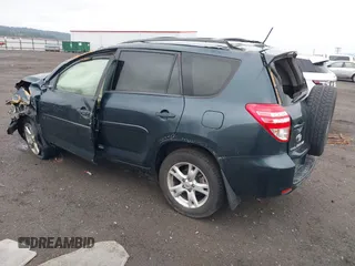 2009 Toyota RAV4 with VIN JTMBK33V89D004721, listed as a IAAI auction lot 41044764 with 204,161 mi miles. Bid and sale history available at carsss.com. Image 3.