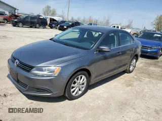 2013 Volkswagen Jetta SE z VIN 3VWDP7AJ8DM352028, wystawiony jako Copart lot #53182505 z przebiegiem 226 944 mil mil oraz Czysty tytuł • Clean title. Historia ofert i sprzedaży dostępna na DreamBid. Obrazek 1.