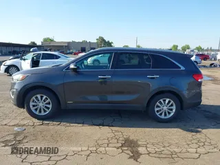 2017 Kia Sorento LX with VIN 5XYPGDA32HG294002, listed as a IAAI auction lot 42121806 with 154,733 mi miles. Bid and sale history available at carsss.com. Image 14.