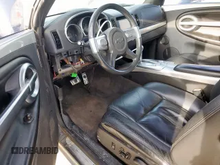 2005 Chevrolet SSR LS z VIN 1GCES14H75B114899, wystawiony jako Copart lot #56712515 z przebiegiem 99 359 mil mil oraz Szkody całkowita. Historia ofert i sprzedaży dostępna na DreamBid. Obrazek 8.