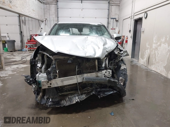 2018 Toyota Highlander LE with VIN 5TDBZRFH6JS849712, listed as a IAAI auction lot 41369832 with 70,482 mi miles and . Bid and sale history available at DreamBid. Image 12.