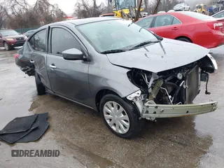2016 Nissan Versa SV with VIN 3N1CN7AP4GL870594, listed as a IAAI auction lot 41107968 with 94,698 mi miles. Bid and sale history available at carsss.com. Image 1.