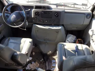 2009 Ford Econoline Cargo Commercial z VIN 1FTNE14W39DA39568, wystawiony jako Copart lot #51933035 z przebiegiem 129 590 mil mil oraz Szkoda całkowita • Salvage title. Historia ofert i sprzedaży dostępna na DreamBid. Obrazek 8.