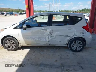2015 Nissan Note SV z VIN 3N1CE2CP1FL361772, wystawiony jako IAAI lot #42042941 z przebiegiem 87 329 mil mil oraz . Historia ofert i sprzedaży dostępna na DreamBid. Obrazek 6.