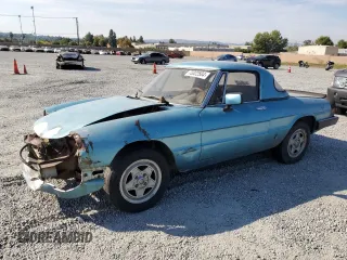 1984 Alfa Romeo Spider Veloce z VIN ZARBA5411E1020268, wystawiony jako Copart lot #73322504 z przebiegiem 94 294 mil mil oraz Tytuł czysty. Historia ofert i sprzedaży dostępna na DreamBid. Obrazek 1.