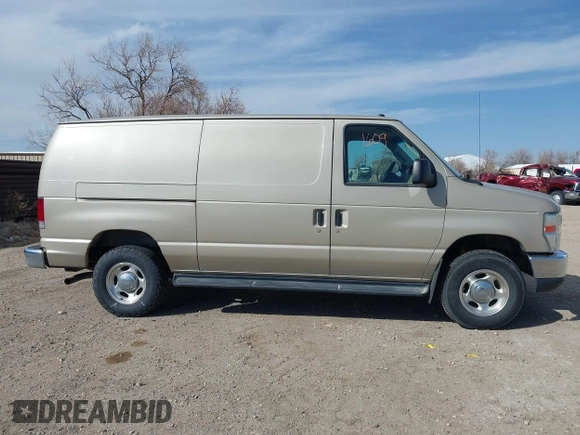 2011 Ford Econoline Cargo Commercial with VIN 1FTSE3EL0BDB10850, listed as a IAAI auction lot 41991609 with 224,545 mi miles. Bid and sale history available at carsss.com. Image 14.