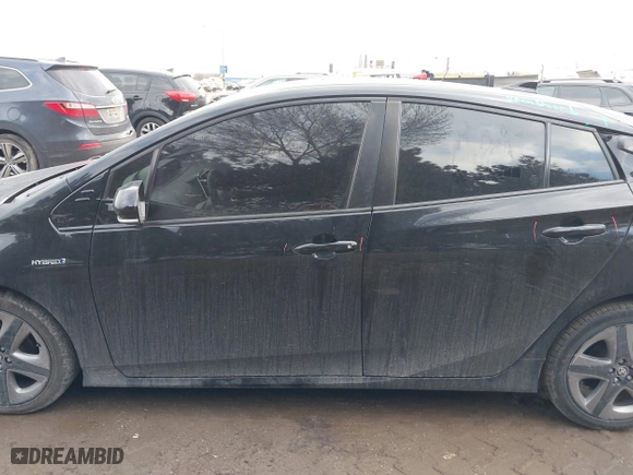 2019 Toyota Prius L Eco with VIN JTDKARFU2K3075952, listed as a IAAI auction lot 41686956 with 81,000 mi miles. Bid and sale history available at carsss.com. Image 14.