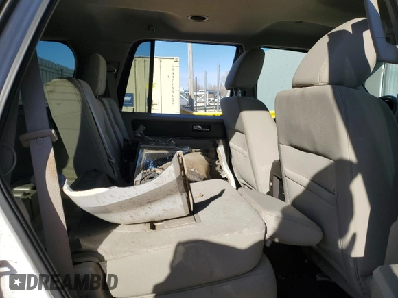 2010 Ford Expedition SSV with VIN 1FMJU1G58AEB57081, listed as a Copart auction lot 84215974 with Not provided miles and Salvage title. Bid and sale history available at DreamBid. Image 11.