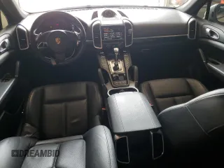 2014 Porsche Cayenne with VIN WP1AA2A29ELA96180, listed as a Copart auction lot 62715425 with 45,022 mi miles and Salvage title. Bid and sale history available at DreamBid. Image 8.