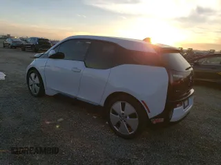 2014 BMW i3 with VIN WBY1Z4C52EV275564, listed as a Copart auction lot 85915664 with 35,961 mi miles and Salvage Title. Bid and sale history available at carsss.com. Image 2.