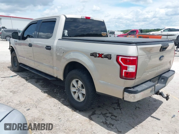 2018 Ford F-150 XL z VIN 1FTEW1EP3JKC46790, wystawiony jako IAAI lot #42584702 z przebiegiem 138 756 mil mil oraz . Historia ofert i sprzedaży dostępna na DreamBid. Obrazek 3.