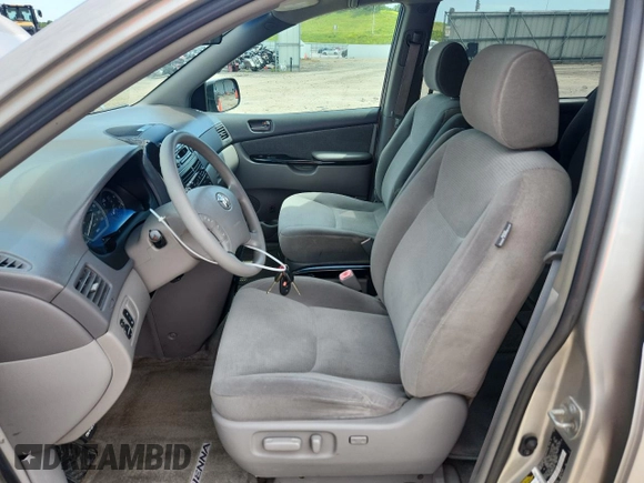 2005 Toyota Sienna CE with VIN 5TDZA23CX5S353193, listed as a Copart auction lot 61507375 with 178,049 mi miles and Clean title. Bid and sale history available at DreamBid. Image 7.