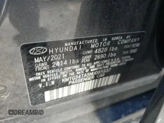 2022 Genesis G70 2.0T z VIN KMTG34TA5NU085937, wystawiony jako Copart lot #47049485 z przebiegiem 25 470 mil mil oraz Szkoda całkowita • Salvage title. Historia ofert i sprzedaży dostępna na DreamBid. Obrazek 12.