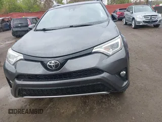 2017 Toyota RAV4 SE с VIN 2T3JFREV7HW669529, выставлен на аукционе IAAI как лот 42155284 с пробегом 64 272 миль миль и . История ставок и продаж доступна на DreamBid. Изображение 12.