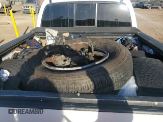 2015 Toyota Tacoma PreRunner с VIN 3TMJU4GN6FM179443, выставлен на аукционе Copart как лот 87312054 с пробегом 117 223 миль миль и Списание • Salvage title. История ставок и продаж доступна на DreamBid. Изображение 12.
