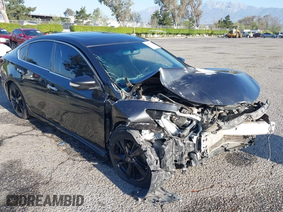 2015 Nissan Altima 2.5 S with VIN 1N4AL3APXFC437185, listed as a IAAI auction lot 41970221 with 134,141 mi miles and . Bid and sale history available at carsss.com. Image 1.