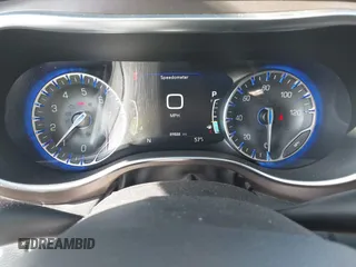 2018 Chrysler Pacifica Touring L Plus с VIN 2C4RC1EG1JR276513, выставлен на аукционе IAAI как лот 41973747 с пробегом 89 888 миль миль и . История ставок и продаж доступна на DreamBid. Изображение 7.