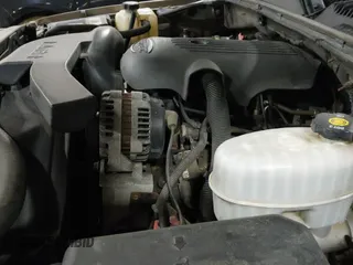 2004 Chevrolet Tahoe LS с VIN 1GNEK13Z34J166486, выставлен на аукционе IAAI как лот 41821497 с пробегом 164 388 миль миль и . История ставок и продаж доступна на DreamBid. Изображение 12.