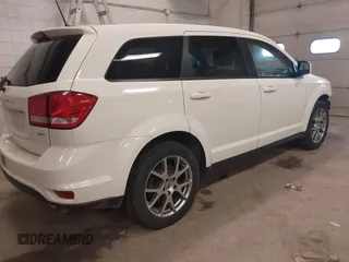 2019 Dodge Journey GT with VIN 3C4PDDEG8KT701827, listed as a IAAI auction lot 41953141 with 156,000 mi miles and . Bid and sale history available at carsss.com. Image 4.