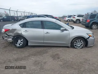 2016 Nissan Altima S z VIN 1N4AL3APXGN331521, wystawiony jako IAAI lot #42044462 z przebiegiem 119 130 mil mil oraz . Historia ofert i sprzedaży dostępna na DreamBid. Obrazek 13.