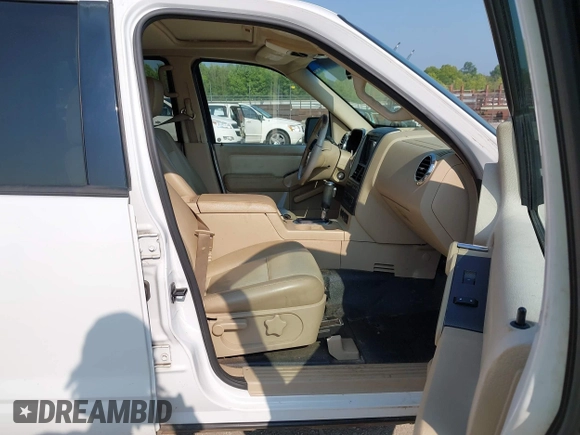 2007 Ford Explorer Sport Trac Limited с VIN 1FMEU53827UA12738, выставлен на аукционе IAAI как лот 42390820 с пробегом 227 389 миль миль и . История ставок и продаж доступна на DreamBid. Изображение 5.