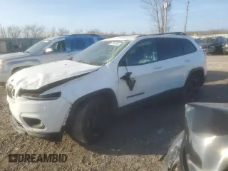 2021 Jeep Cherokee Altitude with VIN 1C4PJMLB2MD139609, listed as a Copart auction lot 83249764 with 70,946 mi miles and Salvage Title. Bid and sale history available at carsss.com. Image 1.