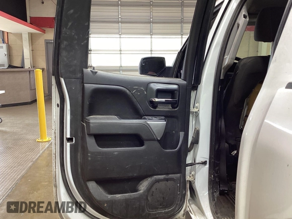 2015 Chevrolet Silverado 1500 LT with VIN 1GCRCREC0FZ257752, listed as a IAAI auction lot 42298229 with 132,830 mi miles and . Bid and sale history available at DreamBid. Image 31.