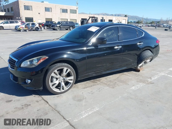 2012 Infiniti M37 with VIN JN1BY1AP0CM333382, listed as a IAAI auction lot 41505002 with 116,338 mi miles. Bid and sale history available at carsss.com. Image 17.