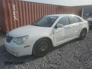 2008 Chrysler Sebring LX z VIN 1C3LC46K48N167789, wystawiony jako Copart lot #57791965 z przebiegiem 152 080 mil mil oraz Szkoda całkowita • Salvage title. Historia ofert i sprzedaży dostępna na DreamBid. Obrazek 1.