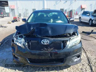 2011 Toyota Camry LE z VIN 4T1BF3EK7BU679002, wystawiony jako IAAI lot #42078508 z przebiegiem 179 019 mil mil oraz . Historia ofert i sprzedaży dostępna na DreamBid. Obrazek 13.