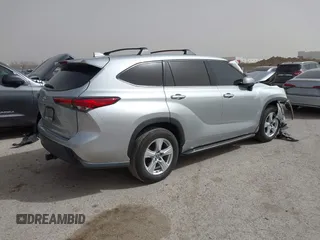 2021 Toyota Highlander L with VIN 5TDZZRAH4MS070514, listed as a IAAI auction lot 41810925 with 60,950 mi miles and . Bid and sale history available at DreamBid. Image 4.