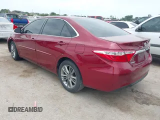 2017 Toyota Camry XLE z VIN 4T1BF1FK2HU759805, wystawiony jako IAAI lot #42313459 z przebiegiem 186 274 mil mil oraz . Historia ofert i sprzedaży dostępna na DreamBid. Obrazek 3.