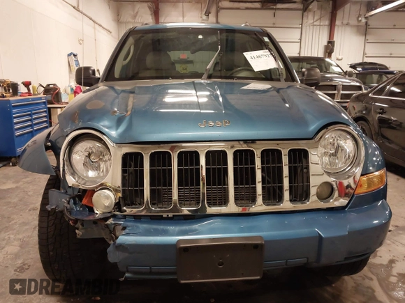 2006 Jeep Liberty Limited with VIN 1J4GL58K76W196950, listed as a IAAI auction lot 41467927 with 125,649 mi miles. Bid and sale history available at carsss.com. Image 12.