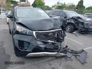 2017 Kia Sorento SX with VIN 5XYPK4A58HG322661, listed as a IAAI auction lot 42195134 with 46,821 mi miles and . Bid and sale history available at DreamBid. Image 12.