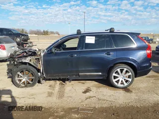 2017 Volvo XC90 Inscription with VIN YV4BC0PLXH1179599, listed as a IAAI auction lot 41676432 with 1 mi miles. Bid and sale history available at carsss.com. Image 13.