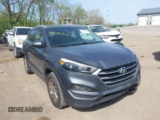 2017 Hyundai Tucson SE z VIN KM8J33A48HU253405, wystawiony jako IAAI lot #42097849 z przebiegiem 129 397 mil mil oraz . Historia ofert i sprzedaży dostępna na DreamBid. Obrazek 1.