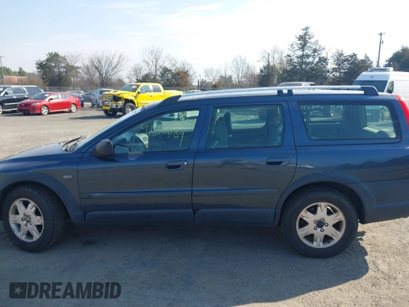 2005 Volvo XC70 with VIN YV1SZ592X51201769, listed as a IAAI auction lot 41836689 with 260,339 mi miles and . Bid and sale history available at DreamBid. Image 14.