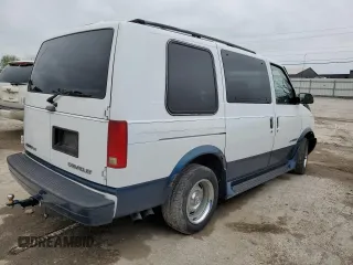 1999 Chevrolet Astro Cargo YF7 with VIN 1GBDM19W7XB150919, listed as a Copart auction lot 50349814 with 143,931 mi miles and Salvage Title. Bid and sale history available at carsss.com. Image 3.