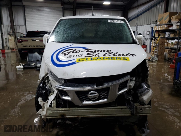 2015 Nissan NV200 SV with VIN 3N6CM0KN3FK720045, listed as a Copart auction lot 46091125 with 95,099 mi miles and Salvage Title. Bid and sale history available at carsss.com. Image 5.