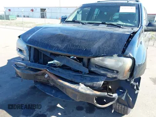 2007 Chevrolet TrailBlazer LS with VIN 1GNDT13S472288929, listed as a IAAI auction lot 42155584 with 193,178 mi miles and . Bid and sale history available at DreamBid. Image 6.