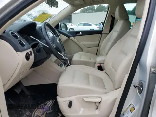 2010 Volkswagen Tiguan with VIN WVGAV9AX7AW514556, listed as a Copart auction lot 45373655 with 94,751 mi miles and Salvage Title. Bid and sale history available at DreamBid. Image 7.