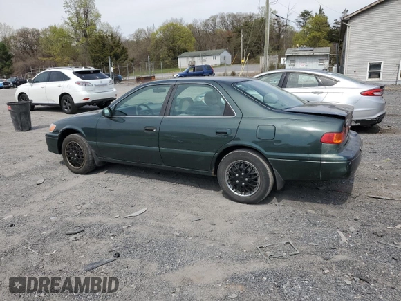 2001 Toyota Camry CE with VIN 4T1BG22K51U813533, listed as a Copart auction lot 53933705 with 200,769 mi miles and Salvage Title. Bid and sale history available at carsss.com. Image 2.